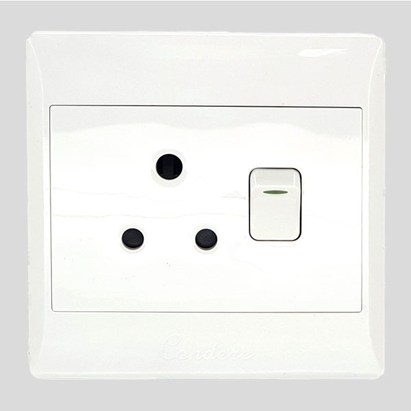 Condere Socket Outlet Single White 4x4